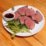 MEAT×MEET - ・事前予約サービス　ローストビーフは安定の美味しさ