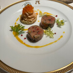 アピシウス - 桜鱒のティエドサラダとクレープヴォナシエンヌ オレンジ風味 イクラ添え