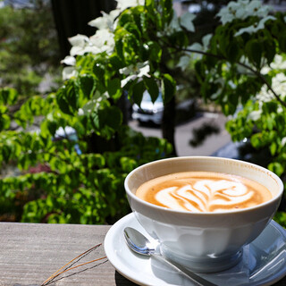 フラットホワイト コーヒー ファクトリー_1