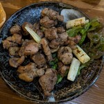 ぢどり亭 - 炭火の香りがまた美味しい。