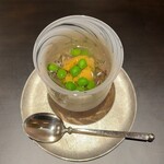 中満 - 蓴菜入りトマトウォーター　涙豆と雲丹