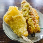 ヨコクラうどん - 週末限定三種盛り