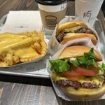 シェイクシャック 御殿場プレミアムアウトレット - 