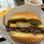 シェイクシャック 御殿場プレミアムアウトレット - 