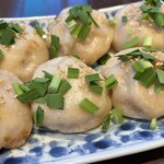 紅虎餃子房 - 料理写真:気づいたら吸い込まれていました。