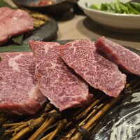 近江うし 焼肉 にくTATSU 青山本店 - 極上ハラミ(塩)