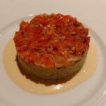 Art de Vivre - 口当たりの良いサーモンに定番のディルの香りが良く合います♫とろけるアボカド♫しっとりクスクス♡上品なオレンジマヨネーズソース♡