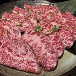 焼肉ＤＩＮＩＮＧ牛若 - 