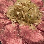 焼肉ＤＩＮＩＮＧ牛若 - 