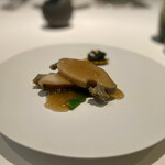 レストラン オオツ - ◆地物黒鮑とインゲン豆の冷製ゼリー寄せ