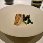 レストラン オオツ - ◆会瀬漁港大内商店 4.0kg イシナギ 軍鶏出汁と帆立ブ イヨンと焼いた魚の乳化ソース