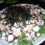 華華 - 海鮮の水菜サラダ　凄い量のたこやえび・貝柱