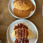 Espresso D Works - 上: 海老クリームオムライス , 下: トマトチーズオムライス