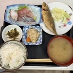 海の里食堂 - 刺身定食 1,000円