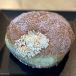 バックシュトゥーベ ツオップ - 生ドーナツ　マンゴー　¥380