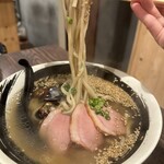 明日のためのしじみばか - 麺も私は好きじゃなかった、、、スープと合ってないように感じました。