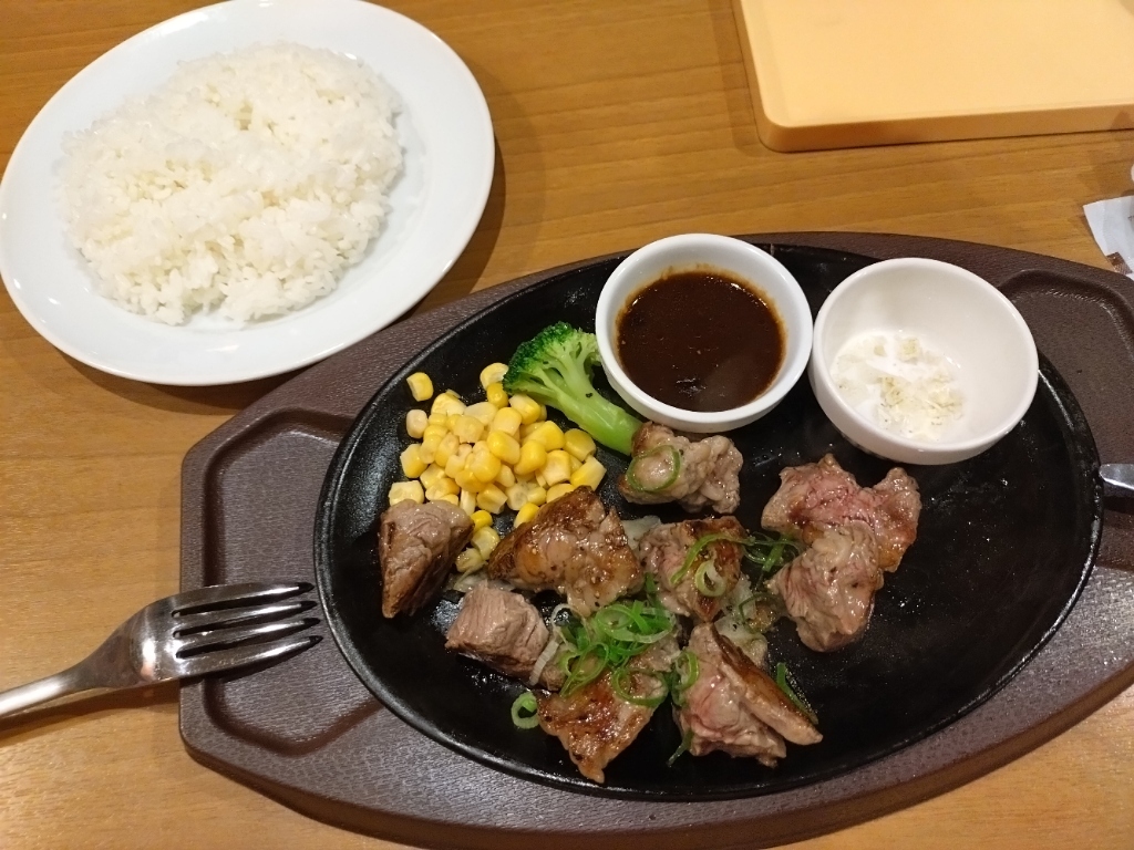 写真 : ココス 元町店 - 七ツ屋/ファミレス | 食べログ