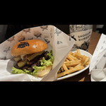 ショーグンバーガー 新宿店 - 