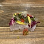 トラットリアイルポッツォ - 鮮魚のカルパッチョ