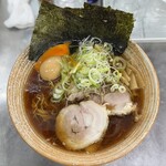 覆麺 智 - 名古屋コーチン、シジミ出汁ラーメン醤油　味玉、生たまご、のりトッピング