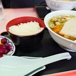 亀福食堂 - 2025年6月　やや横から