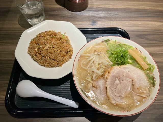 浜の金ちゃん 金ちゃん - 祇園四条/ラーメン | 食べログ