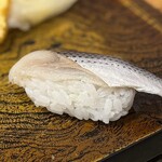 東鮨 - こはだ
