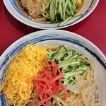 ゆたか屋 - 相方の分と…二つとも大盛ですが、いつも私の方が若干多めです