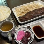 鉄板焼ステーキダイニング ハッピーバッファロー - 