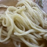 岳乃屋 - 青竹手打ち麺です。