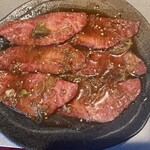 永楽園 - 上カルビ(タレ)