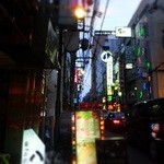 griff - お店の前の道