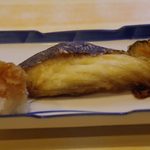 夏井屋 - 2014年9月撮影。ハタの脇腹。