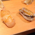鮨の魚政 - ホタテとアワビ
      