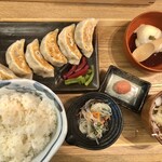 肉汁餃子のダンダダン - 