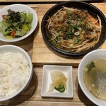 炙り牛たん 万 - 