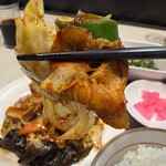 福建家庭料理 旬の香 - ホイコーロー箸上げ