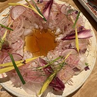 対馬のどぐろとイカ活き造り 博多 魚蔵 都ホテル店 - 