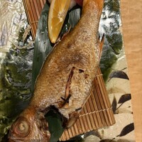対馬のどぐろとイカ活き造り 博多 魚蔵 都ホテル店 - 