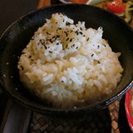 花雷 - 若鶏の唐揚げ定食≪十穀米or玄米≫（玄米ごはん、2014年8月）