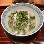 日本料理 別府 廣門 - アナグマ鍋　もみじがさ　芹　花山椒　脂が甘く濃厚な出汁