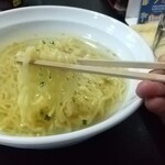 きん華飯店 - きん華梅塩つけ麺（あつ盛り）の麺