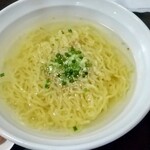 きん華飯店 - きん華梅塩つけ麺（あつ盛り）の麺