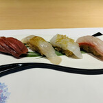 鮨 琥珀 - 中トロ、ヒラメ、イカ、金目鯛