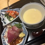 銀座 水野 - 鰹のお刺身、巻き貝(種類失念)、焼き海老、帆立の茶碗蒸し