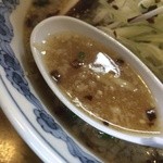 トーフラーメン 幸楊 - スープは優しい味わい...