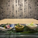 ​炭火焼 旬彩だるま - 前菜は季節により変わります