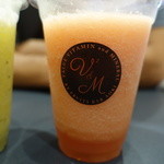 ブイツーアンドエム バイ フルーツバーアオキ - 