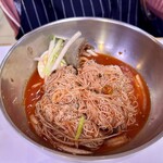 明洞咸興麺屋 - 