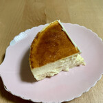 Mikasa Coffee Kyudo Ten - 信州苹果蜂蜜巴斯克奶酪蛋糕